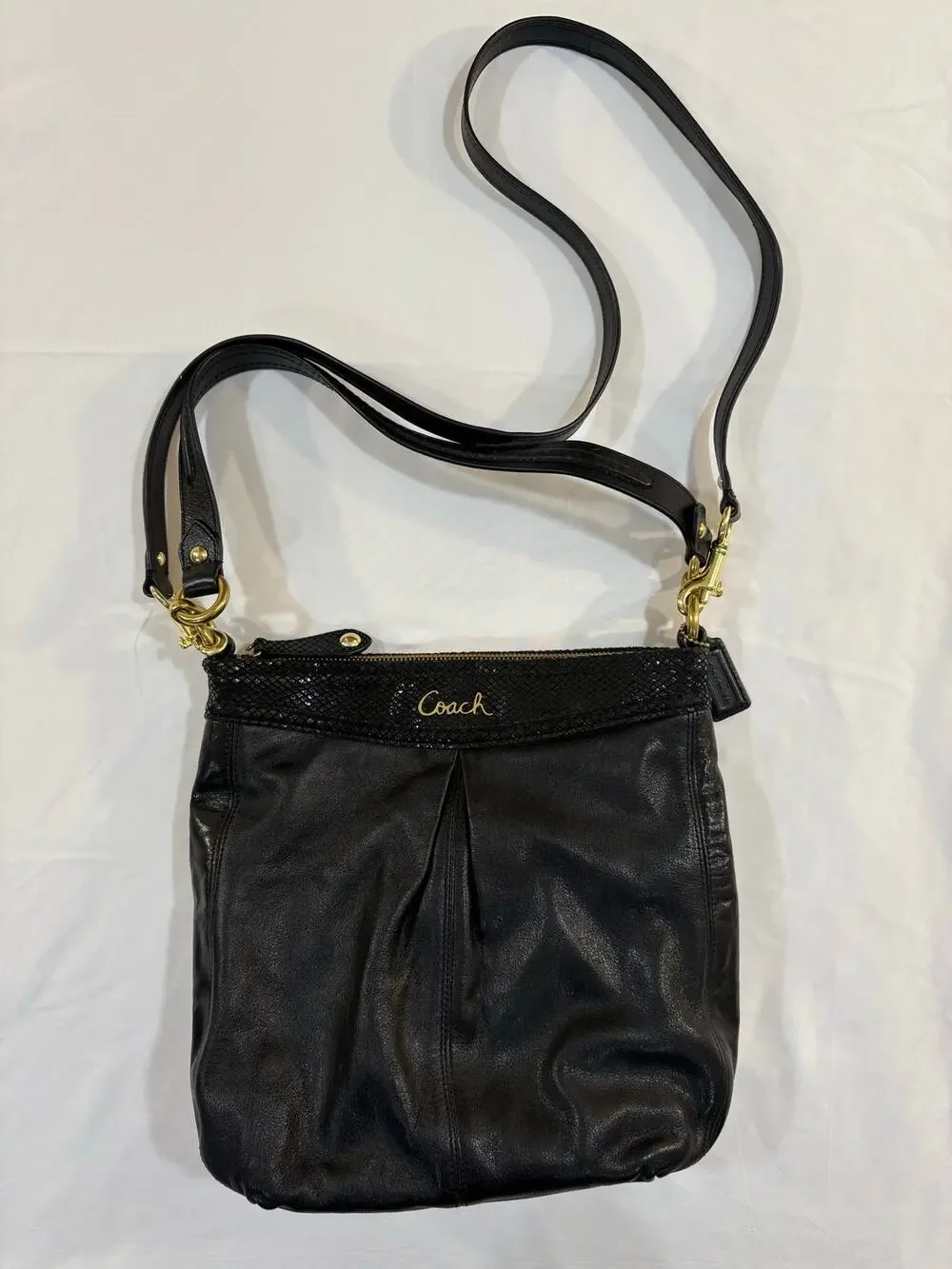 COACH Ashley Hippie Black Leather Double Strap Purse Shoulder Bag